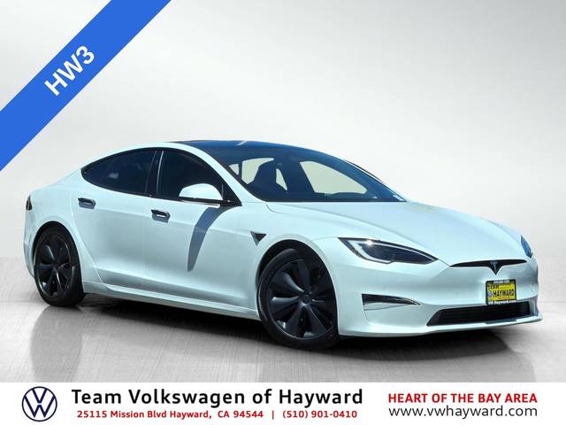 2023 Tesla Model S Standard Range AWD photo