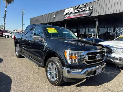 2023 Ford F-150 XLT 4WD photo