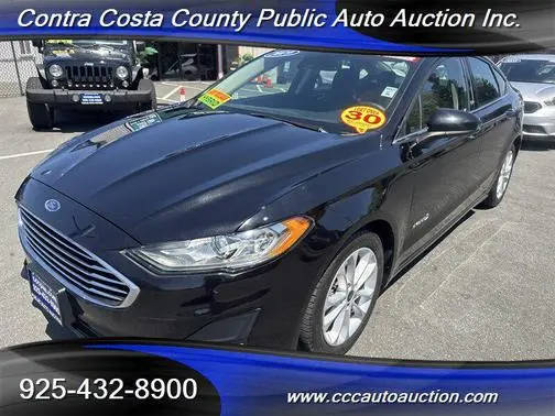 2019 Ford Fusion SE FWD photo