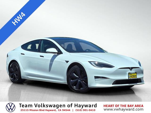 2023 Tesla Model S Standard Range AWD photo