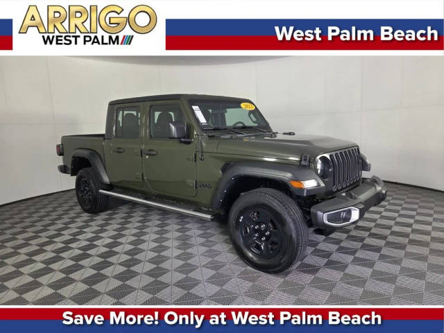 2023 Jeep Gladiator Sport 4WD photo