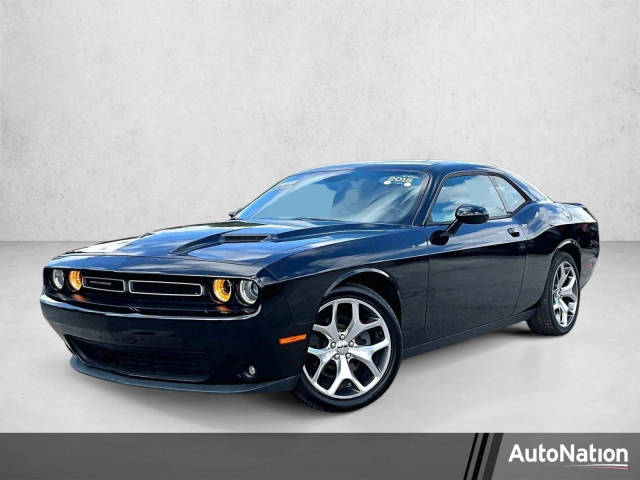 2016 Dodge Challenger SXT Plus RWD photo