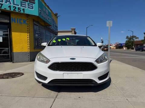 2017 Ford Focus SE FWD photo