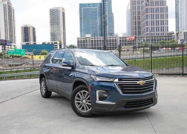 2023 Chevrolet Traverse LT Cloth AWD photo
