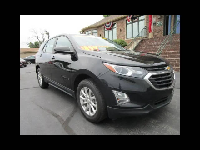 2020 Chevrolet Equinox LS AWD photo