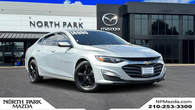 2021 Chevrolet Malibu LT FWD photo