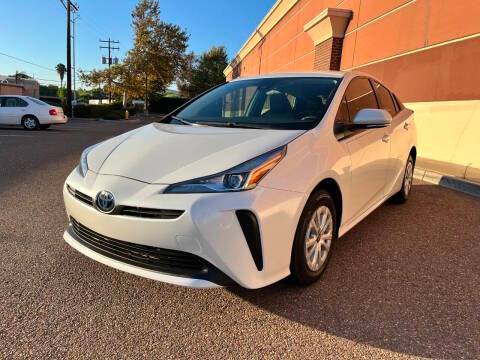 2022 Toyota Prius LE FWD photo