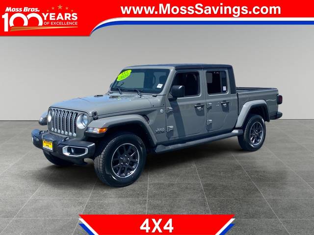 2023 Jeep Gladiator Overland 4WD photo
