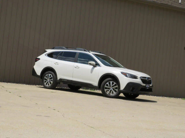 2022 Subaru Outback Premium AWD photo
