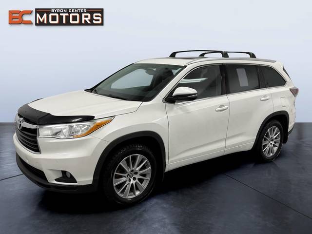 2016 Toyota Highlander XLE AWD photo