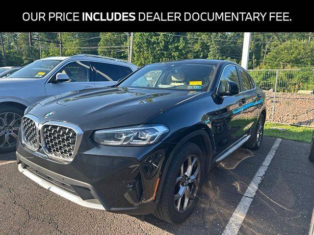 2023 BMW X4 xDrive30i AWD photo