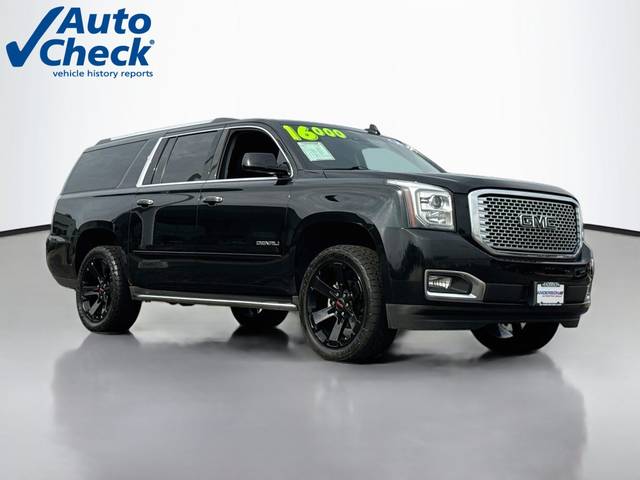 2016 GMC Yukon XL Denali 4WD photo