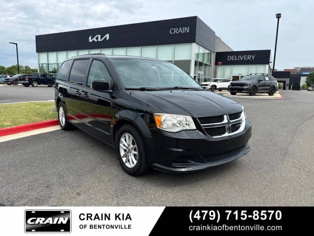 2016 Dodge Grand Caravan SXT FWD photo