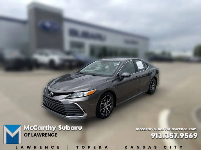 2021 Toyota Camry XLE FWD photo