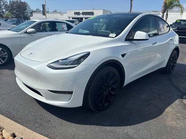 2022 Tesla Model Y Long Range AWD photo