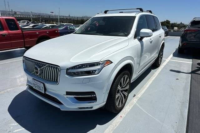 2023 Volvo XC90 Plus AWD photo