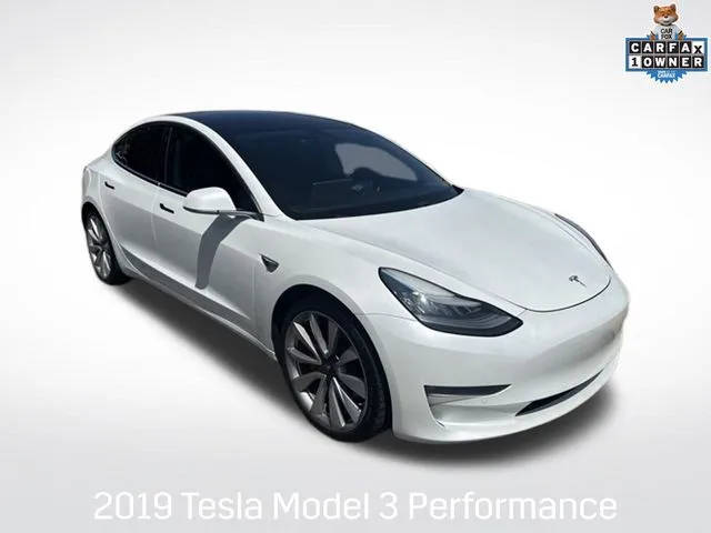 2019 Tesla Model 3 Performance AWD photo