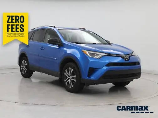 2018 Toyota RAV4 LE FWD photo