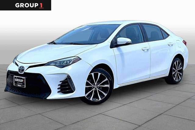 2017 Toyota Corolla SE FWD photo