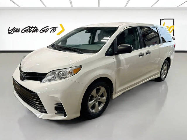 2020 Toyota Sienna L FWD photo