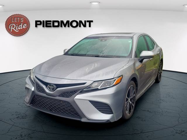 2019 Toyota Camry SE FWD photo