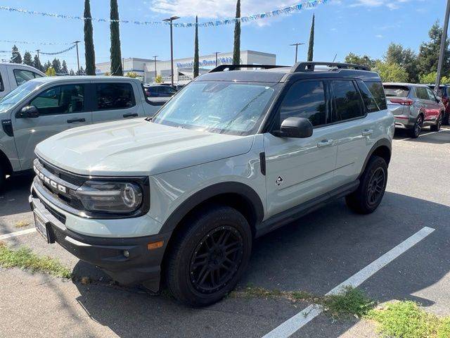 2023 Ford Bronco Sport Outer Banks 4WD photo