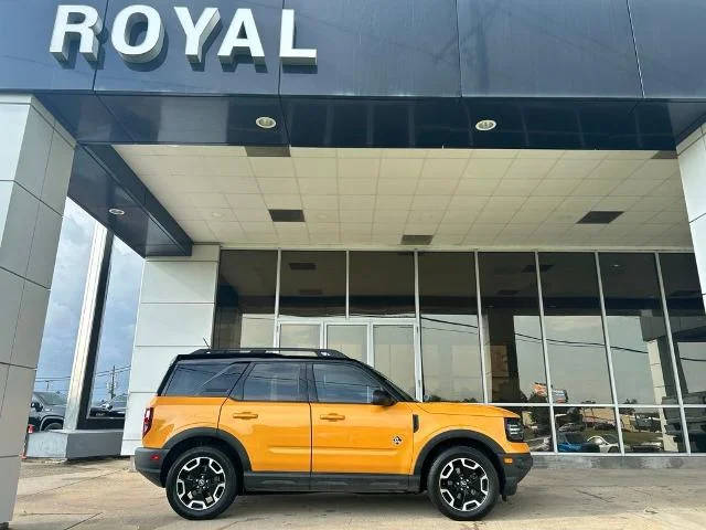 2022 Ford Bronco Sport Outer Banks 4WD photo