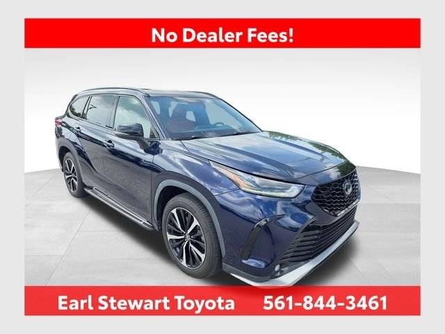 2022 Toyota Highlander XSE FWD photo