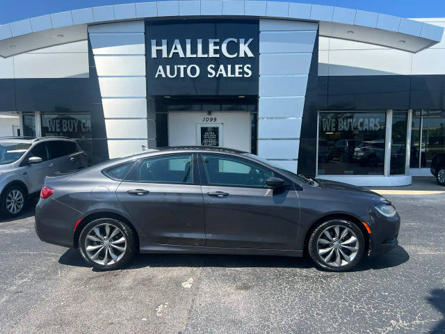 2017 Chrysler 200 200S AWD photo