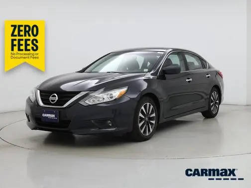 2017 Nissan Altima 2.5 SV FWD photo
