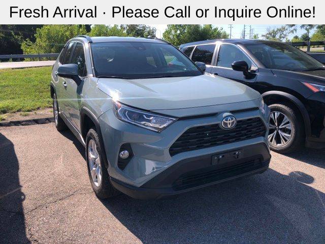 2021 Toyota RAV4 Hybrid XLE AWD photo
