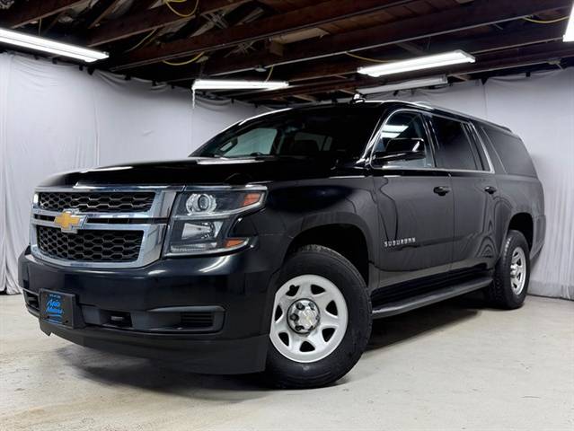 2018 Chevrolet Suburban Commercial 4WD photo