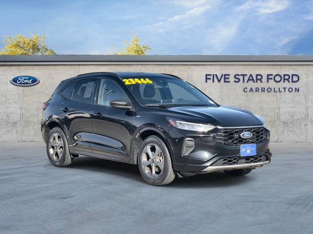 2023 Ford Escape ST-Line AWD photo