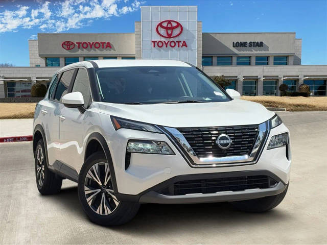2023 Nissan Rogue SV FWD photo