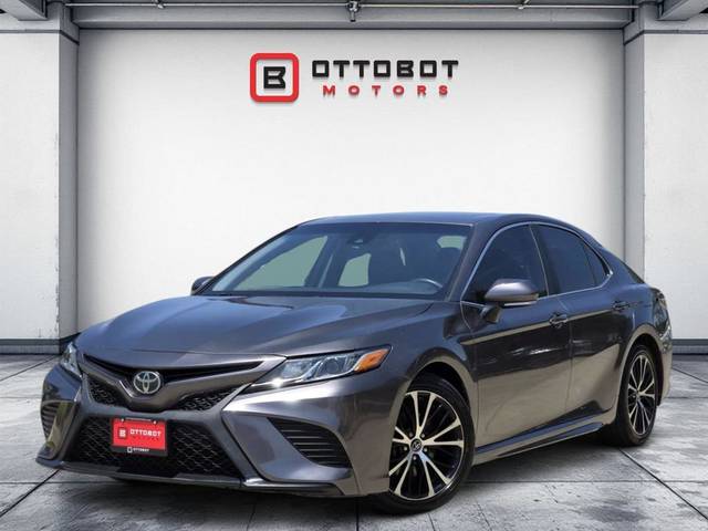 2018 Toyota Camry SE FWD photo