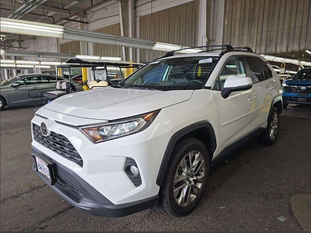 2020 Toyota RAV4 XLE Premium AWD photo