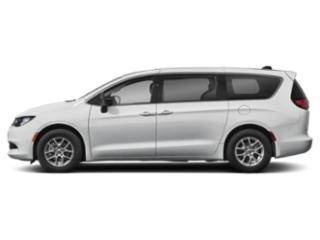 2023 Chrysler Voyager LX FWD photo