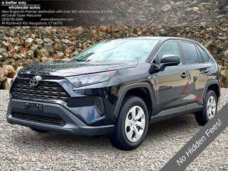 2022 Toyota RAV4 LE AWD photo