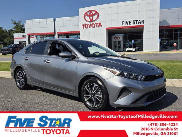2022 Kia Forte LXS FWD photo