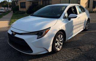 2022 Toyota Corolla LE FWD photo