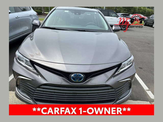 2022 Toyota Camry Hybrid LE FWD photo