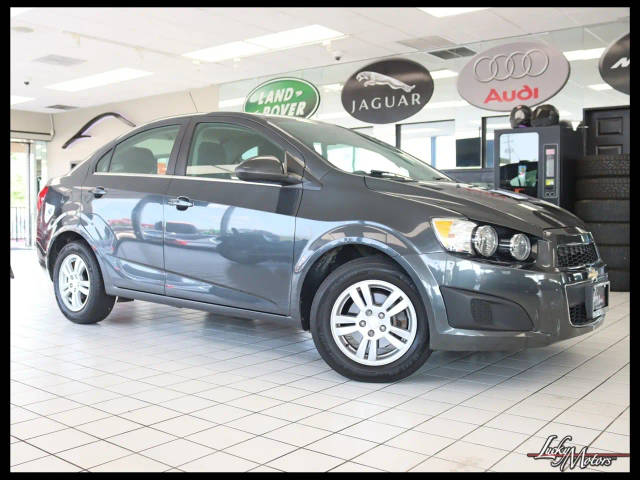 2016 Chevrolet Sonic LT FWD photo