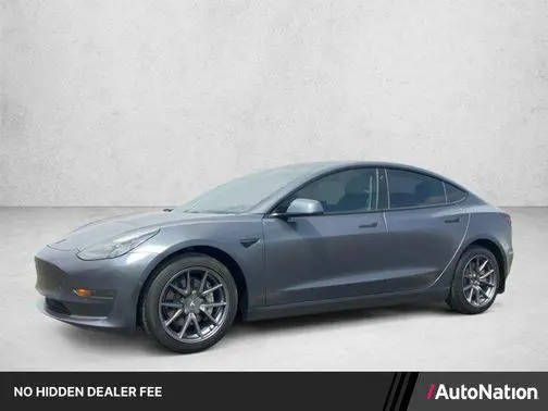 2022 Tesla Model 3  RWD photo