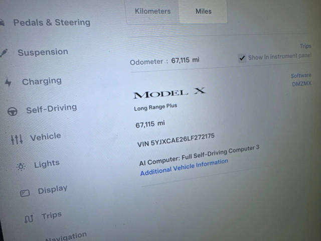 2020 Tesla Model X Long Range AWD photo