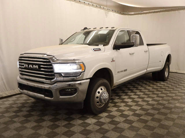 2022 Ram 3500 Longhorn 4WD photo
