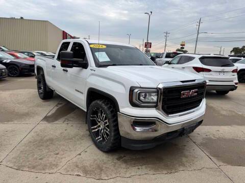 2016 GMC Sierra 1500 4WD photo