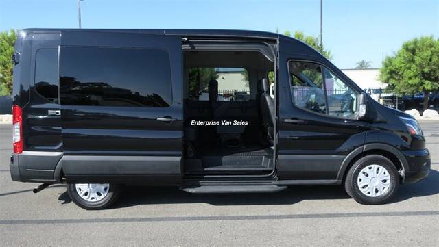 2023 Ford Transit Passenger Wagon XLT RWD photo
