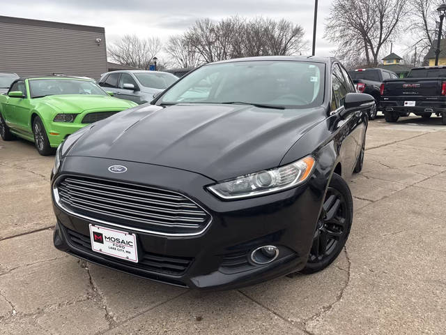 2015 Ford Fusion SE FWD photo