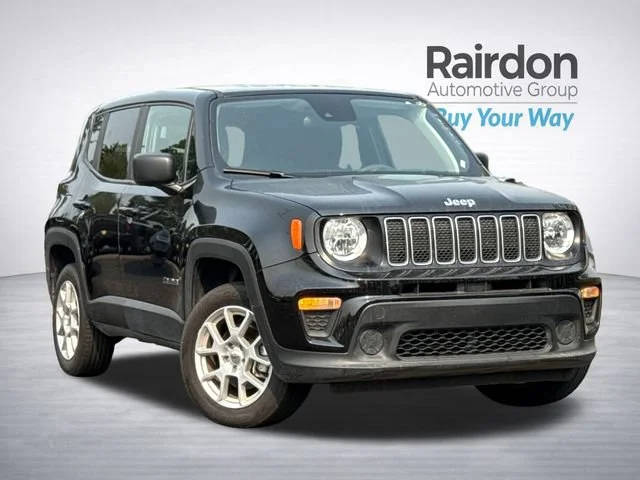 2023 Jeep Renegade Latitude 4WD photo