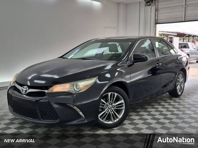 2015 Toyota Camry SE FWD photo